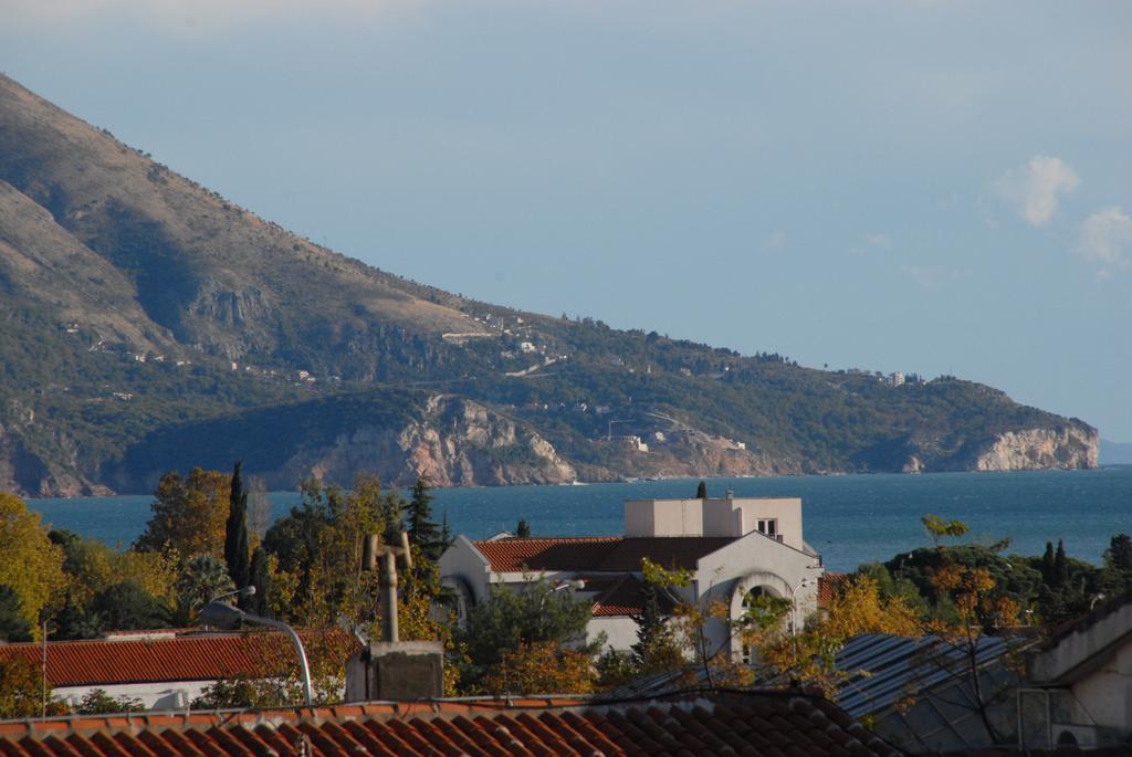 Apartments Krapina Budva Buitenkant foto