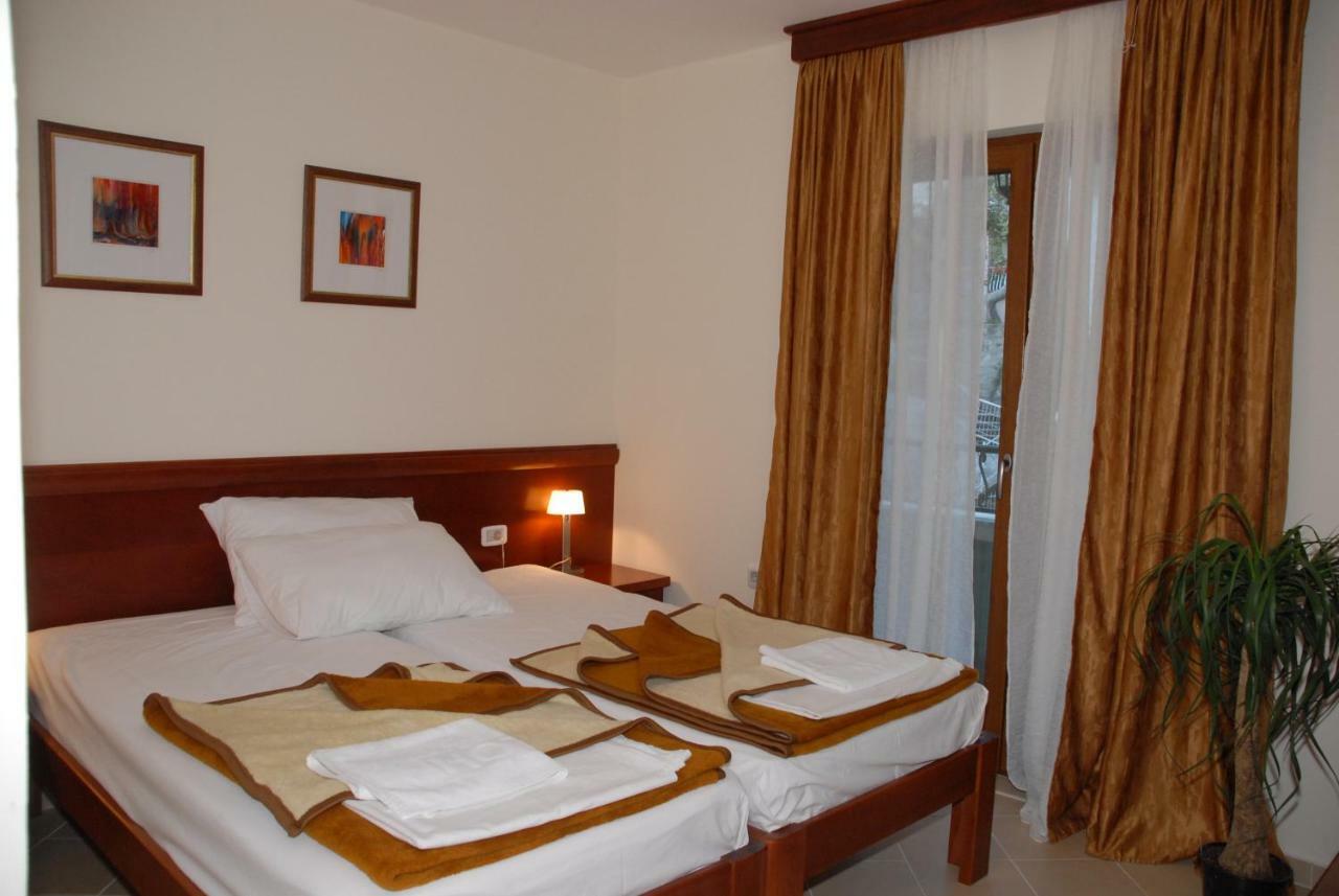Apartments Krapina Budva Buitenkant foto