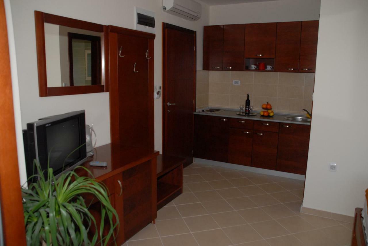 Apartments Krapina Budva Buitenkant foto