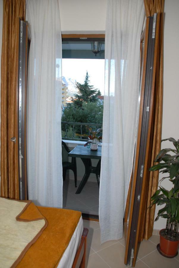 Apartments Krapina Budva Buitenkant foto